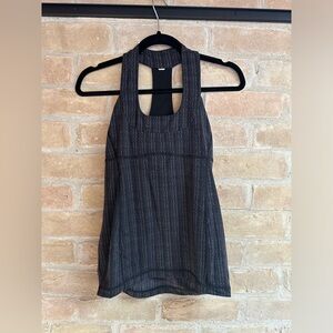 Lululemon Workout Top, Size 6